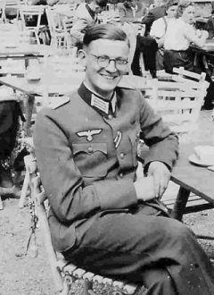 Oberleutnant Siegfried Osterwoldt 1942